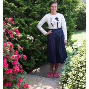 Dainty Jewell's denim skirt 💙